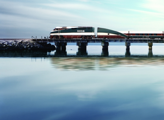 amtrak cascades train route on bridge