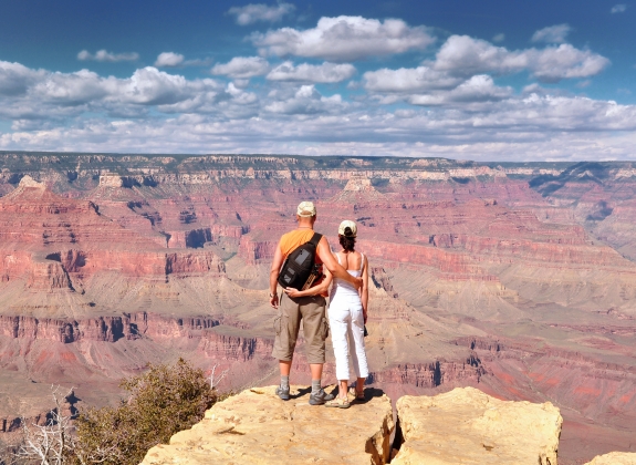 grand-canyon-couple