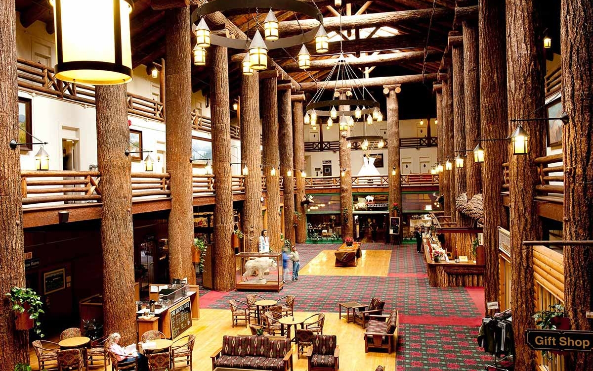 Glacier Park Lodge, Montana, Lobby Glacier Park Lodge, Montana, Lobby