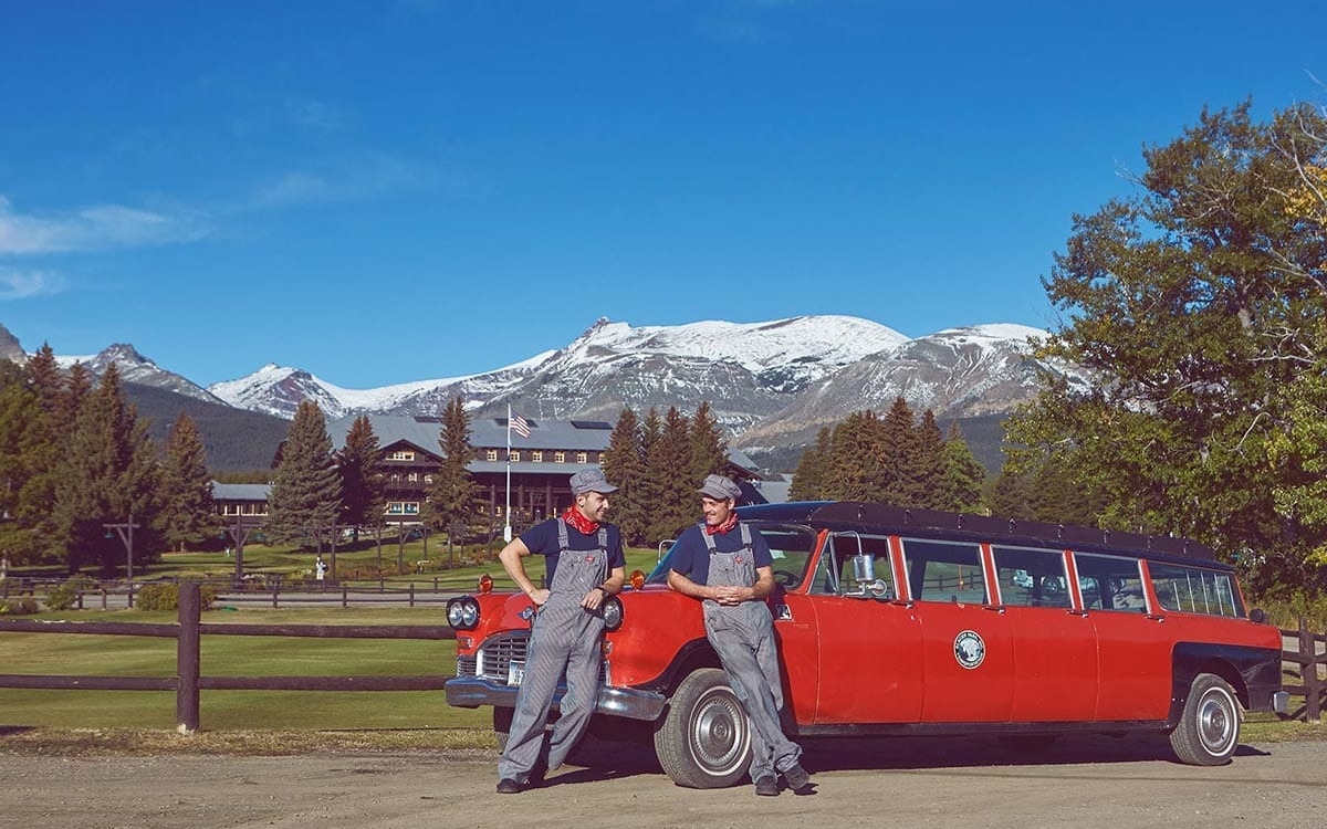 Glacier Park Lodge, Montana, Red Bus Tours Glacier Park Lodge, Montana, Red Bus Tours