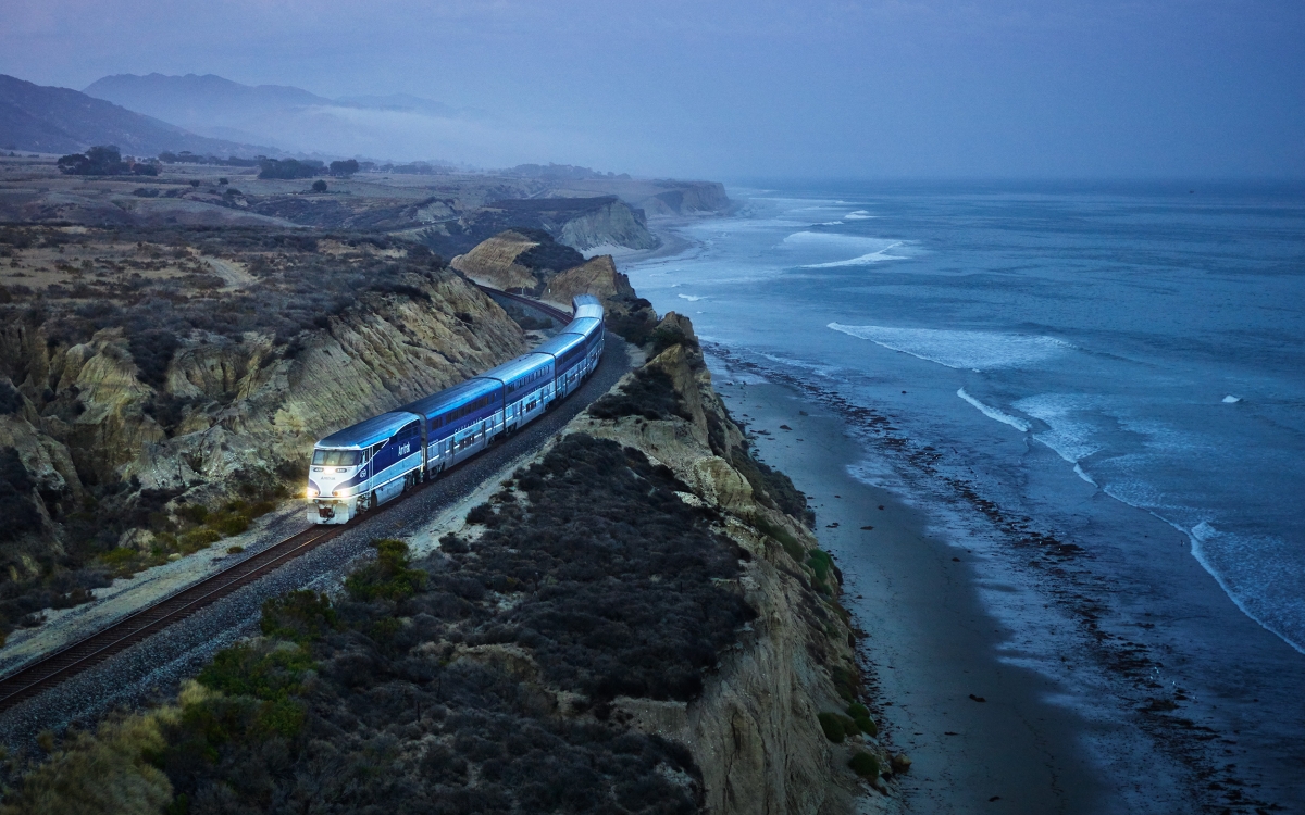 Pacific Surfliner at Dusk