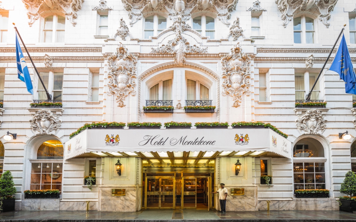Hotel Monteleone Exterior Daytime