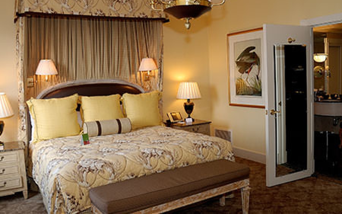 hotel-monteleone-rooms_luxury