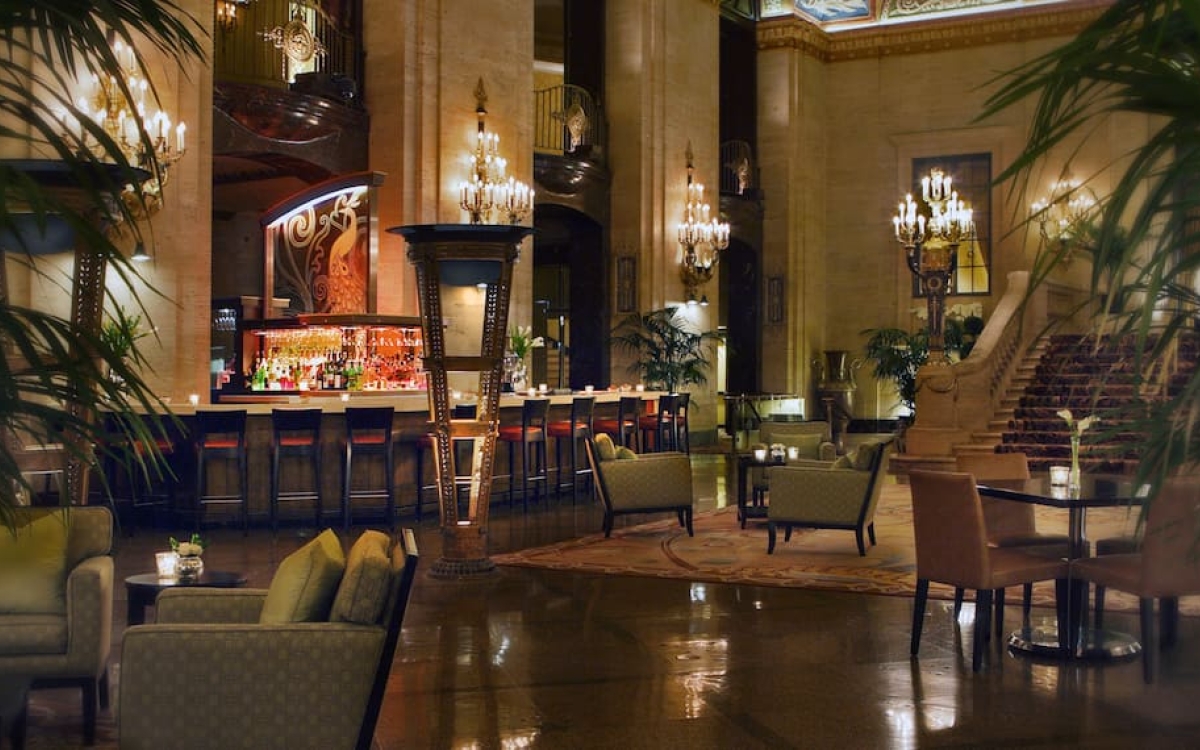 The Palmer House Hilton, Chicago, IL, bar