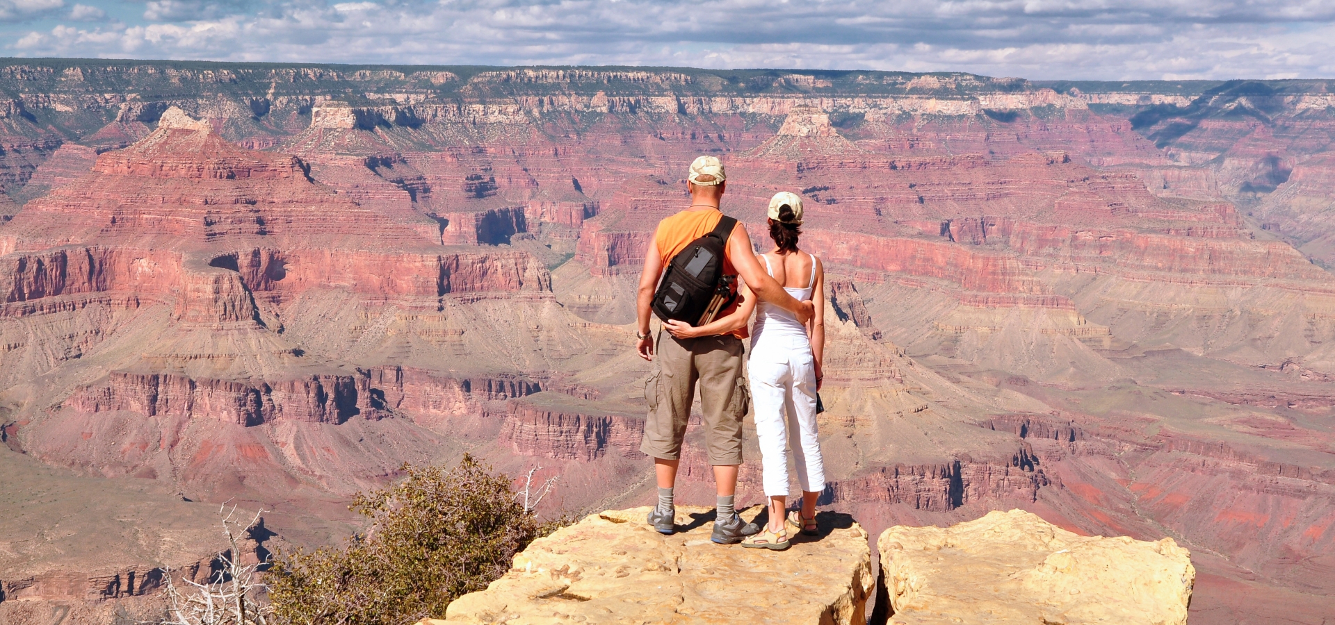 grand-canyon-couple