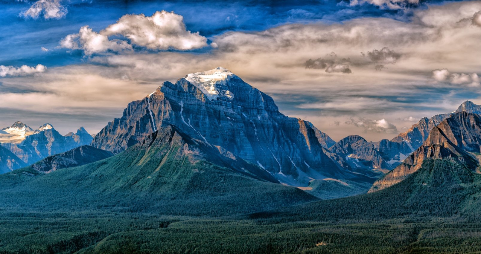 Moraine Lake, Rocky Mountains, Canada Amtrak Vacations