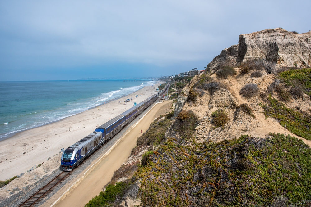 Metrolink-Pacific-Surfliner
